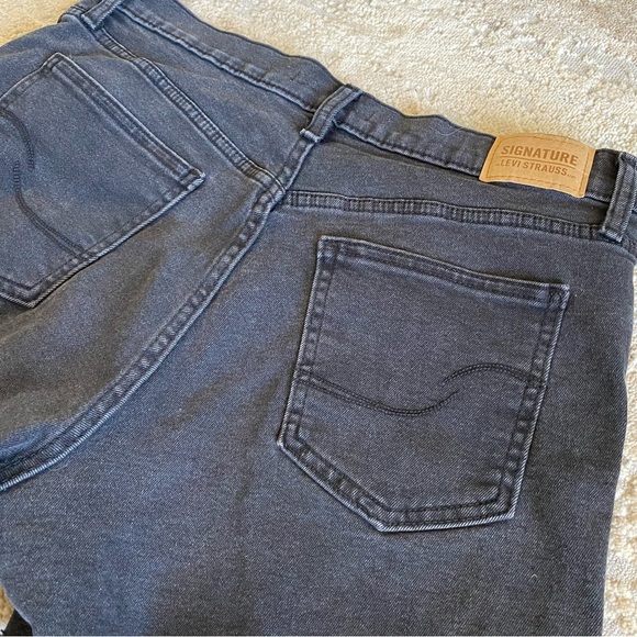Levi’s High Rise Shorts Jean Denim Cut Offs Black High Waist: 12/31 - Picture 11 of 12